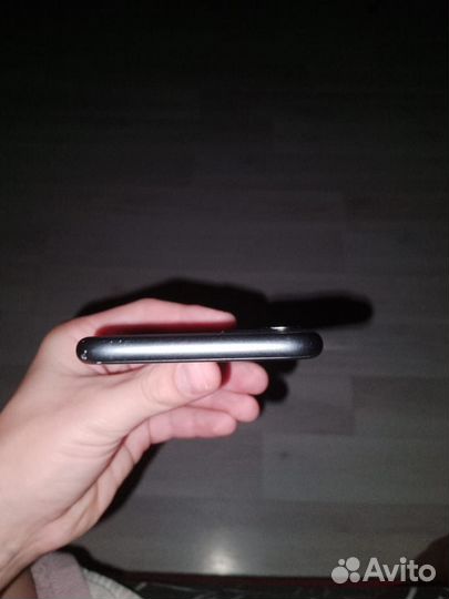 iPhone 11, 256 ГБ