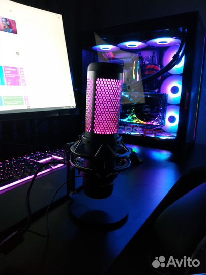 Новый микрофон HyperX QuadCast S (RGB) черный