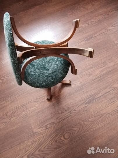 Маленькая табуретка, банкетка раритет 1986год