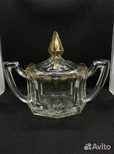 Сахарница. Чайница. Мальцов. исз. Старинное стекло