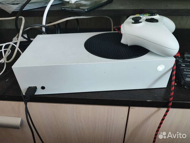 Xbox series s полный комплект купить в Новосибирске | Электроника | Авито