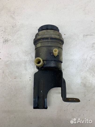 Бачок гур Kia Sorento D4CB 2 2002