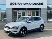Volkswagen Tiguan 1.4 AMT, 2018, 129 000 км, с пробегом, цена 2 448 000 руб.