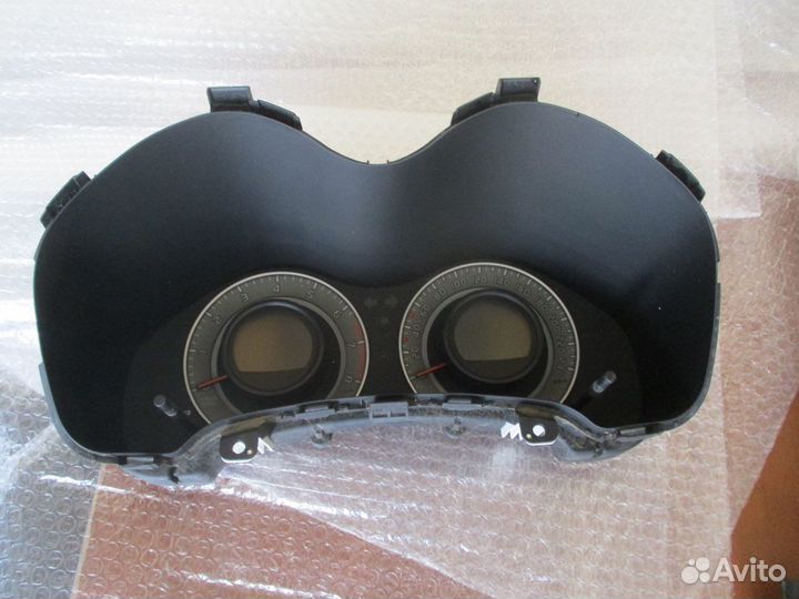 Auris 2006-2012 щиток приборов ркпп