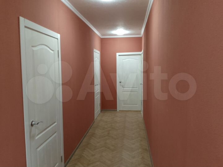 Комната 17 м² в 3-к., 2/2 эт.