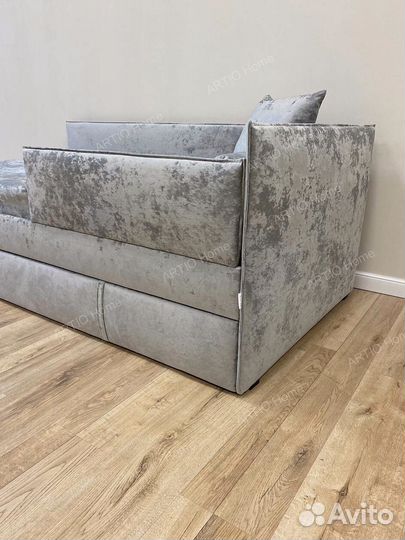 Кровать с ортопедическим матрасом