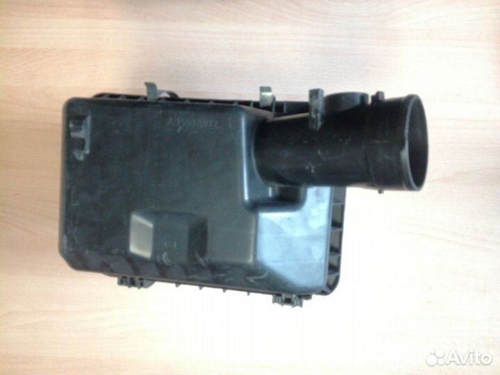 Корпус воздушного фильтра Mitsubishi Outlander Xl