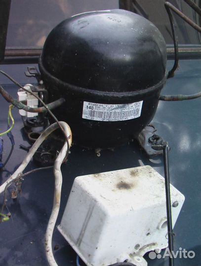 Холодильник атлант на з/ч