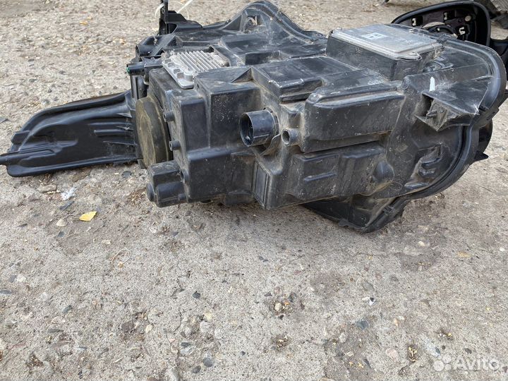 Фара правая Range Rover Vogue 4 L405