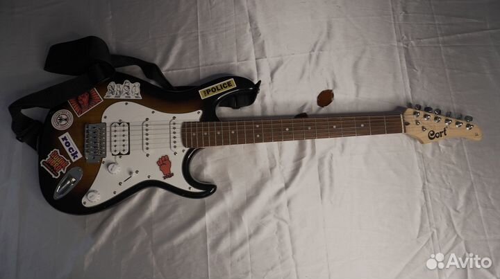 Электрогитара Cort G110