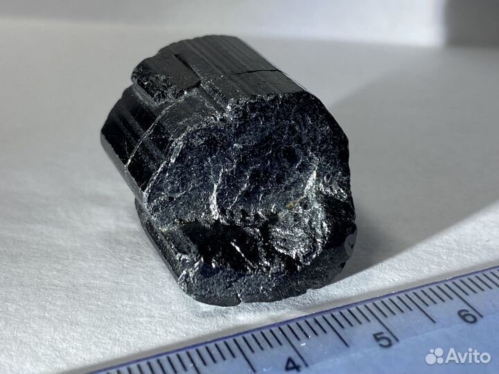 Турмалин черный