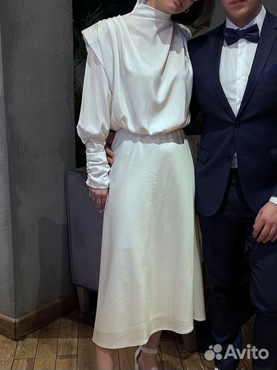 Платье свадебное костюм юбка блузка