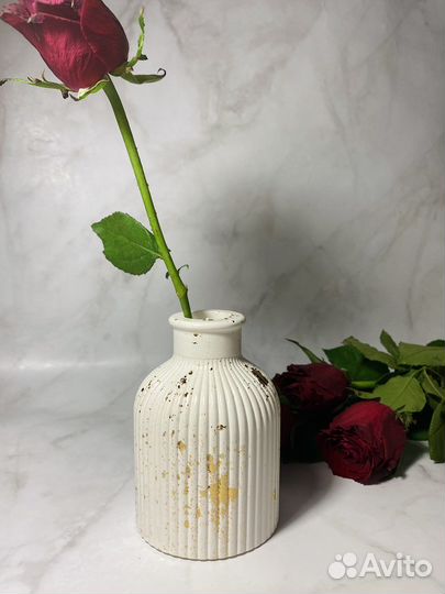 Ваза из гипса
