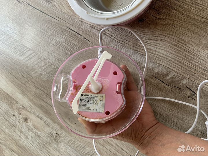 Мороженица Vitek Витек 8600