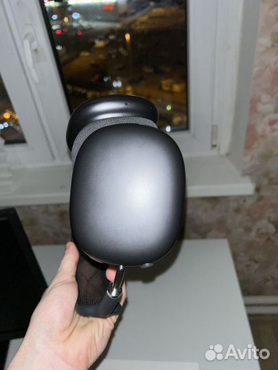 Беспроводные наушники