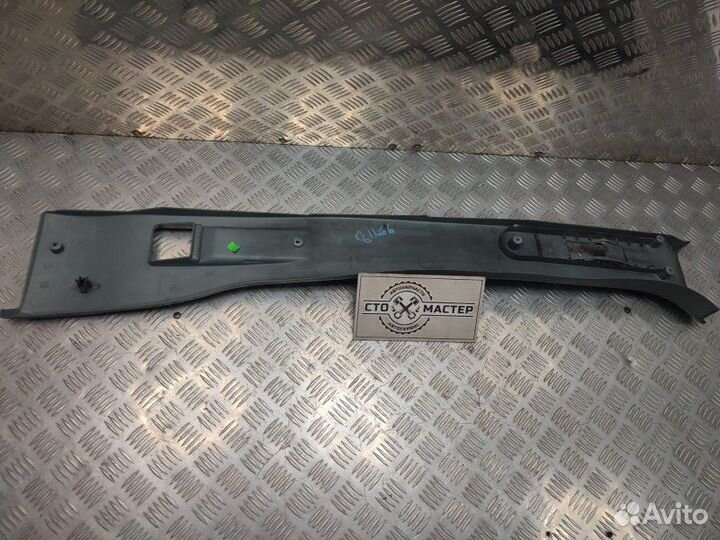 Обшивка стойки правой Ford Transit 2.2