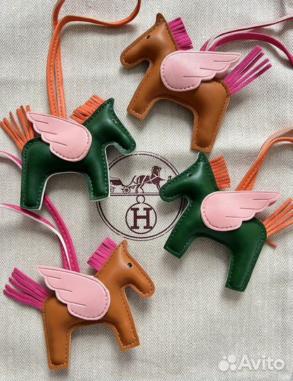 Брелок кожаный пегас Hermes