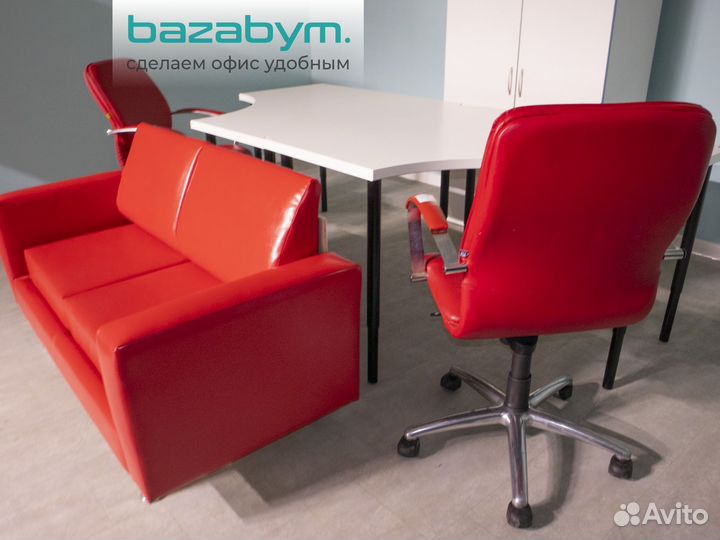 Белый кабинет для офиса (комплект мебели)