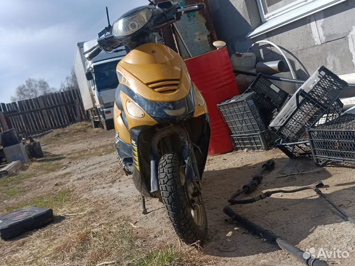 Скутер meteor