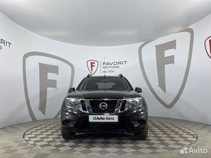 Nissan Terrano 2.0 AT, 2015, 68 692 км