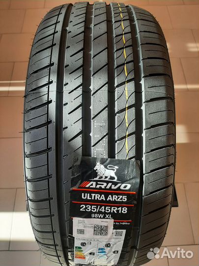 Arivo Ultra ARZ5 235/45 R18 98