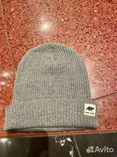 Шапка Zara новая