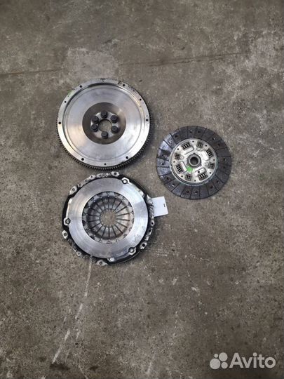 Маховик Volkswagen Passat B6 (2005 - 2010)