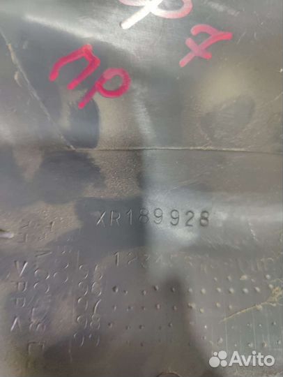 Панель стойки пластиковая mitsubishi lancer 7