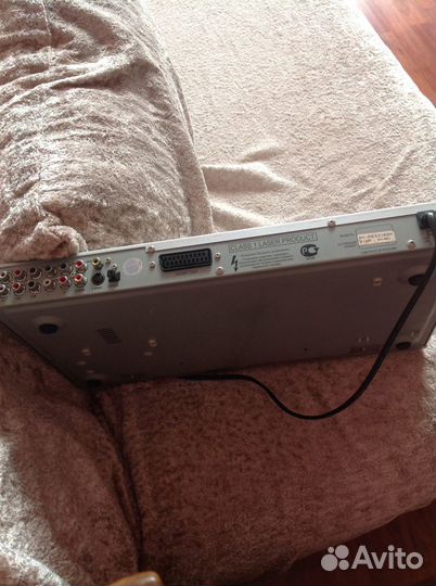 DVD-плеер akai DV-P6333KDM Б/У