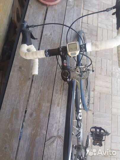 Шоссейный велосипед Giant SCR4