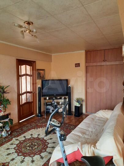 3-к. квартира, 50 м², 5/5 эт.