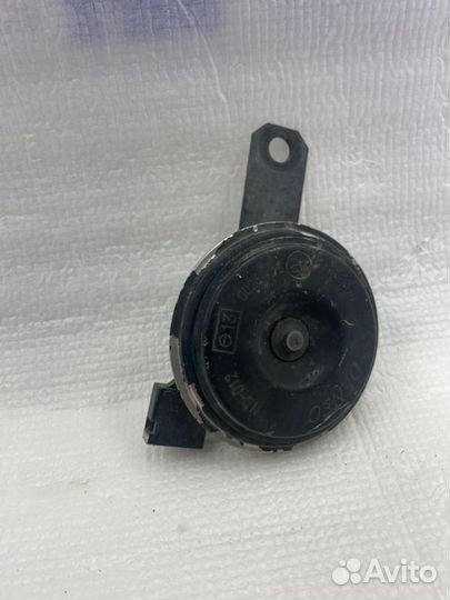 Сигнал звуковой передний левый Toyota Camry