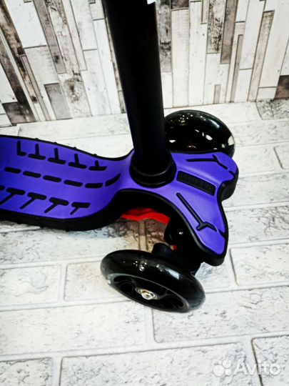 Самокат новый трехколесный детский