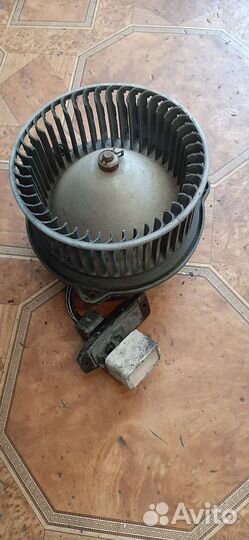 Мотор отопителя Mitsubishi lancer