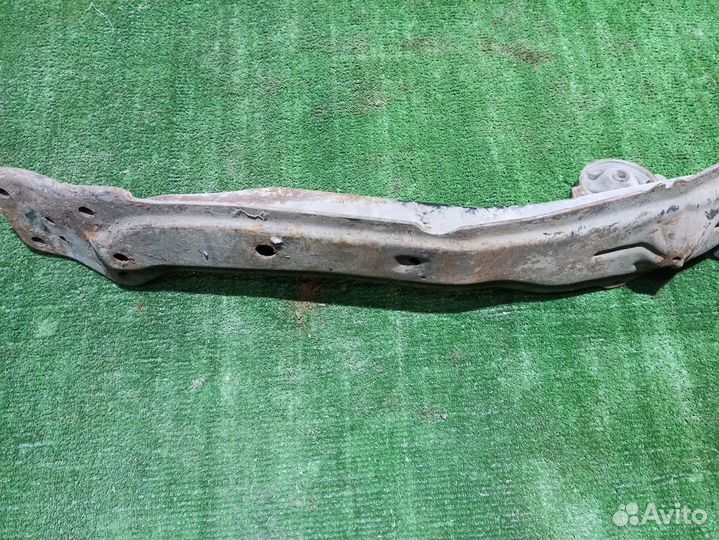 Балка передняя продольная Nissan X-Trail I (2000—2