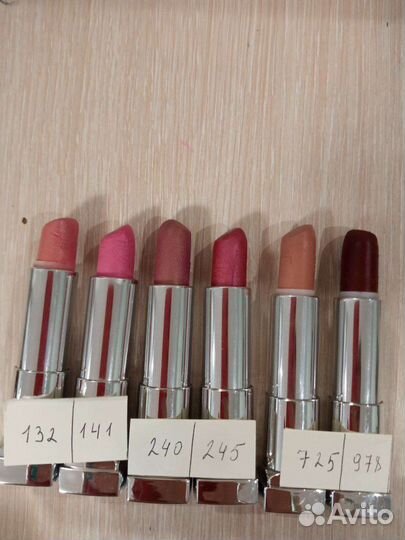 Помада лореаль б/у