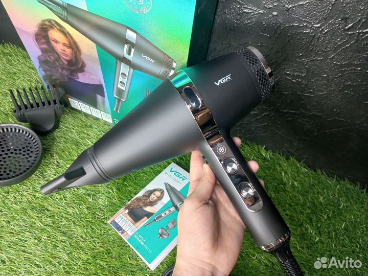 Профессиональный фен VGR 2200 вт