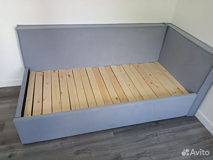 Кровать для ребенка двухместная