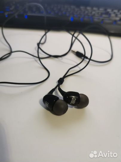 Наушники JBL T100