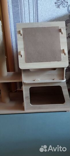 Домик для кошки с когтеточкой бу