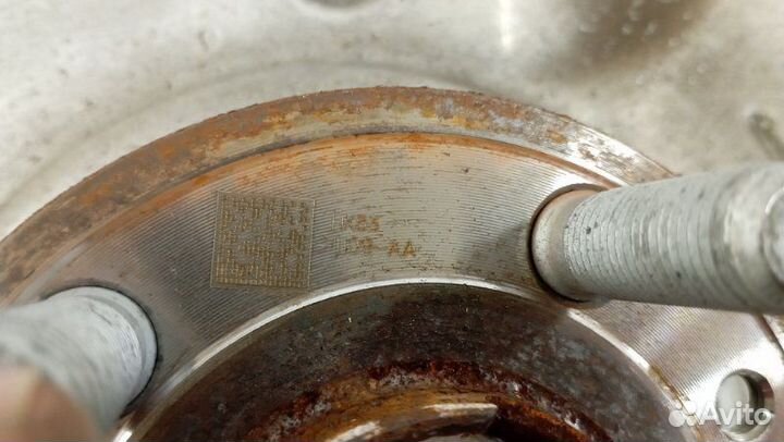 Кулак поворотный задний правый Jaguar F-Pace X761