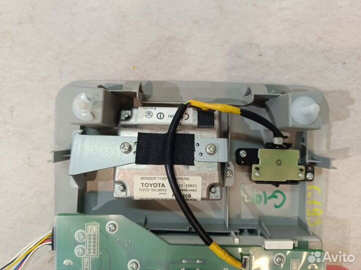 Плафон салона передний Toyota Avensis T270