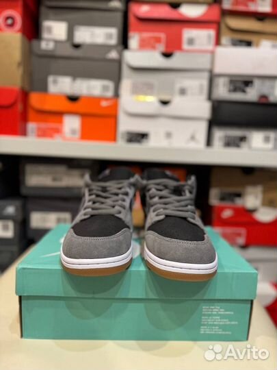 Nike Dunk Low SB TRD Grey