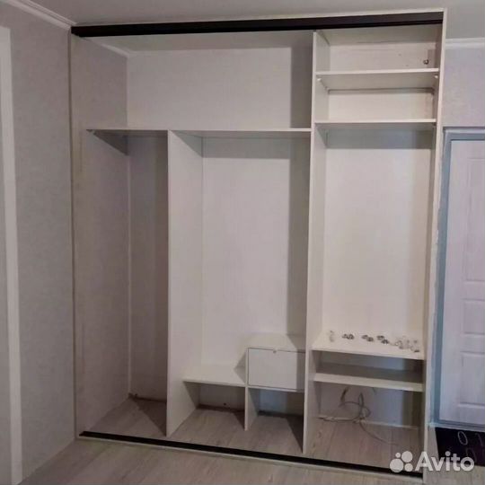 Шкаф встроенный