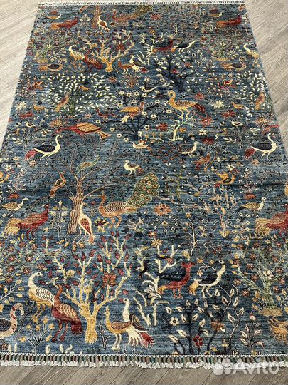 Ковер ручной работы