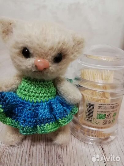 Игрушка вязаная Котенок