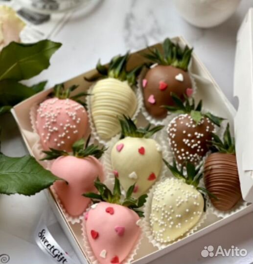 Клубника в шоколаде на подарок