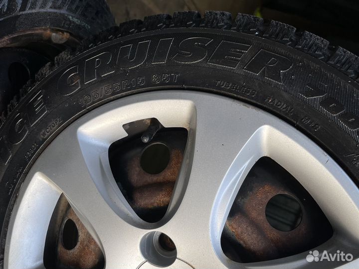 R15 Bridgestone Ice Cruiser 7000 195/55, PCD 4x100 DIA 54.1