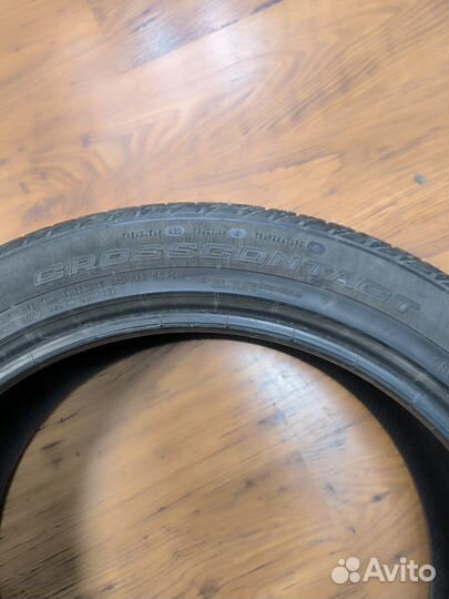 Continental CrossContact LX 255/45 R20 105V