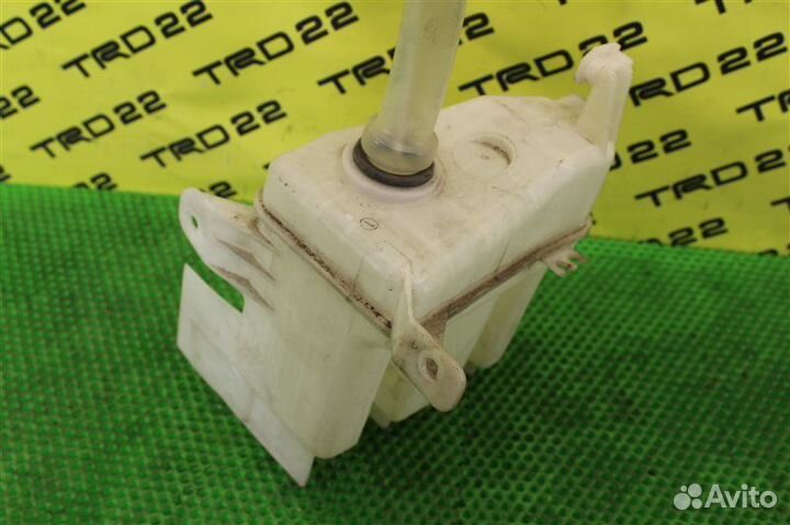 Бачок омывателя Toyota Ipsum ACM21 2azfe